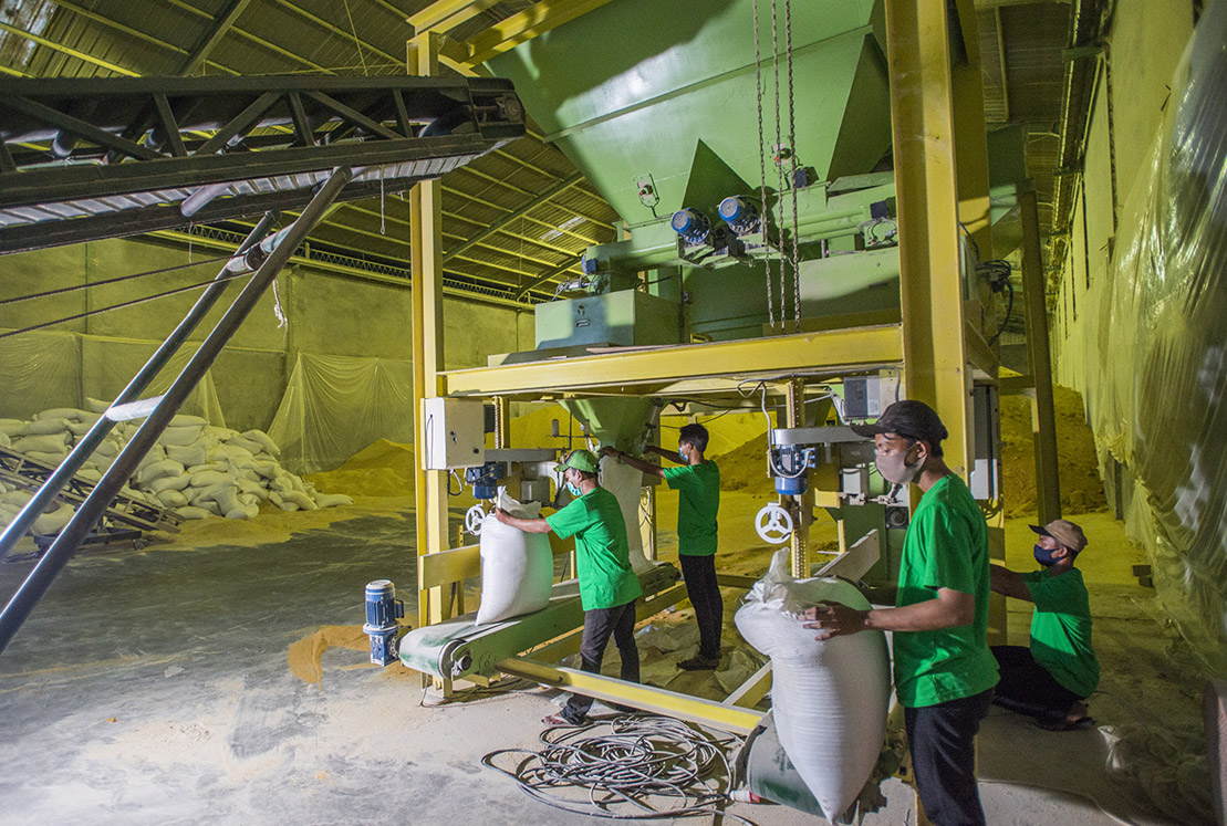 Logistik dan sewa rental alat berat